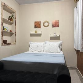 Quarto em Casa familiar, hotel in Belém