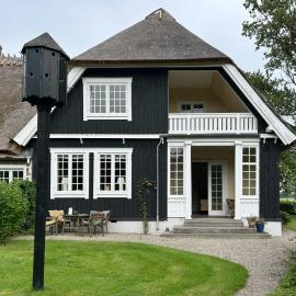 Historic Doctor's Residence By Corselitze Forests, hôtel à Nykøbing Falster