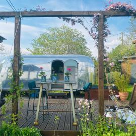 Marilyn - Vintage Airstream, Hotel in Hereford