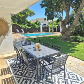 Cozy St Francis Holiday Home