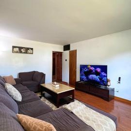 Cozy 3BR House Near Airport & Transit!