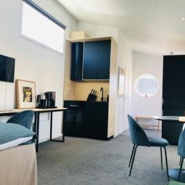 Private apartment with hotel feeling, hotel in Hudiksvall