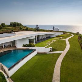 Araqila Boutique Beach Resort & Spa near MOPA Airport, hotel v destinaci Vengurla