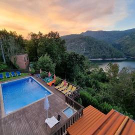 Casa Encosta do Gerês-Ferias no Gerês, hotel i Vieira do Minho
