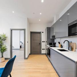 Prime North Finchley Stay - Modern Apartment, hotel in Finchley