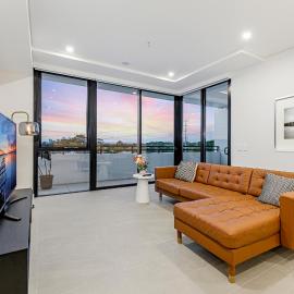 Modern 2BR Free parking near Olympic park, hotel a Sydney