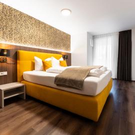 Gerharts Premium City Living - center of Brixen with free parking and Guestcard