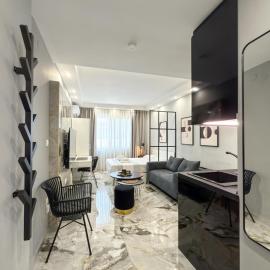 Luxury Downtown Apartment F1