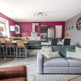 Le Vincennes, simple et atypique !, hotel in Cholet