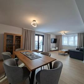 Willa Na Wzgórzu - Apartamenty - CzorsztynSki - Jezioro Czorsztyńskie - Velo Czorsztyn - Pieniny, hotel in Kluszkowce