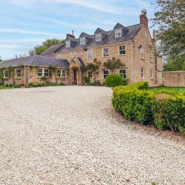 Inkerman House - Gorgeous House and Gardens