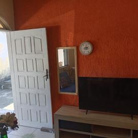 CASA LINEAR 10 MINUTOS DE CABO FRIo