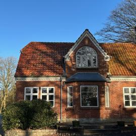 All you need for business and holiday, hotel Tistrupben