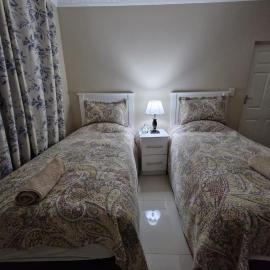 Ashley's Cottage, hotel in Himeville