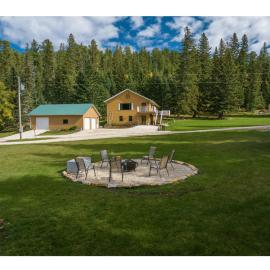 Ponderosa Hideaway-ATV, Hiking, Snowmobiling, Hunting & Casino Fun