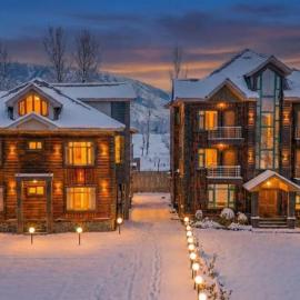 The Routes Pahalgam, hotel di Kolur