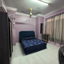 H&R Homestay, hotel in Kuala Rompin