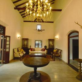 Agni Luxury Beach Villa, Hotel in Olagama