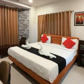 Hotel aashirwad inn