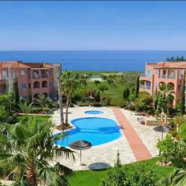 Large apartment in an idyllic complex, ocean view – hotel w mieście Mandria