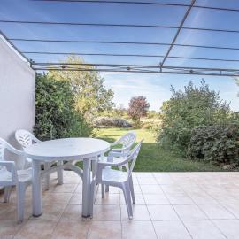 P Minervois P N05 Villa 2P4, hotel in Homps