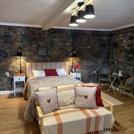 Aprosmeno Jacuzzi House 6, отель в городе Агрос