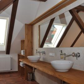 Haus Hohenholz Landhaus, Sauna, Kaminofen, parkähnlicher Garten, hotel em Krackow