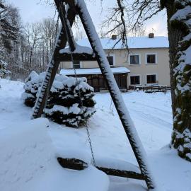 Gaiziņstars – hotel w mieście Bērzaune