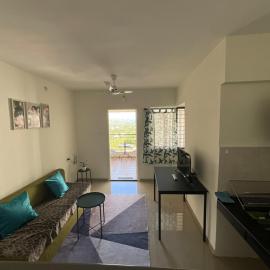 White Lotus Highway Den, hotel sa Pune