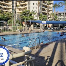 Lovely and Bright Apart, 2 Bed, 2 Bath, sleeps 5,, hotel a Ra'anana