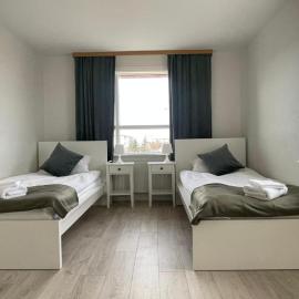 IQ apartments 3, hotel in Ytri-Njarðvík