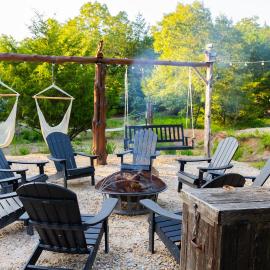 Whispering Woods of Texas, hotel in Honey Grove