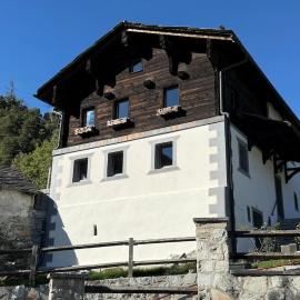Hubelhaus, freistehende Wohlfühloase an sehr schöner Lage, hotel v destinácii Turtmann