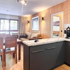 2 Bed Ski in and Ski out Luxury Apt in 5 star Residence