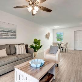 The Cozy Cove II 3 Min to Beach, hotel in Bradenton
