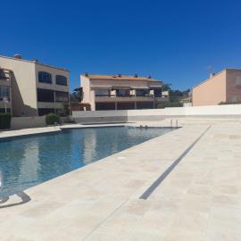 Agréable Studio Cabine - Clim-Piscine-Parking - proche Plage RICHELIEU, hotel in Cap d'Agde