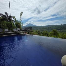 Bali Rahayu Homestay, hotell sihtkohas Munduk