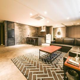 천안 호텔 하루, Hotel in Tujŏng-dong