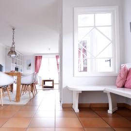 Haus Austernfischer, hotel en Utersum
