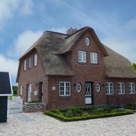 Hüs Lillebo، فندق في Hedehusum