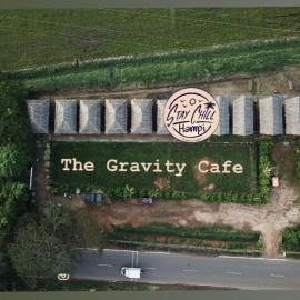 The Gravity Cafe -A Unit Of StayChillHampi, hotel in New Hampi