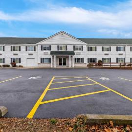 Rodeway Inn, hotel u gradu Webster