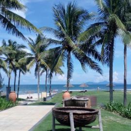 Ocean Apartment Spa & Golf Danang