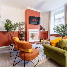 Spacious Modern 2BR Sleeps 4 Relocators Burnley, hotel v destinaci Brierfield