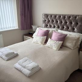The Knutsford Bungalow, hotel in Knutsford