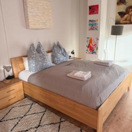 Waldblick Gästezimmer – hotel w mieście Sonnenbühl