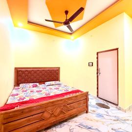 Hotel embrace, hotel u gradu Bhauli