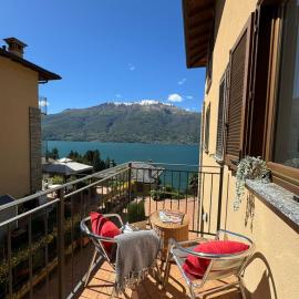 Misultin Apartment Lakeview, hotel di Dorio