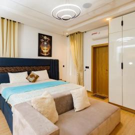 Studio Room by Elegushi beach resort، فندق في Mama