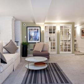 Downtown Large Apartment Guest Suite
